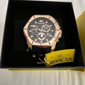 NWT INVICTA WATCH